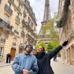 Giovana Cordeiro Instagram - Mãe, subi na torre Eiffel!!!