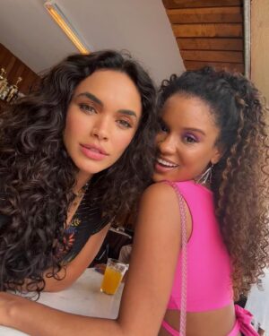 Giovana Cordeiro Instagram - Última diária do ano com a parceria do ano ❣️