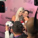 Gisselle Kuri Instagram - Que noche tan bella 💘 tengo el corazón lleno de felicidad y gratitud por compartir este proyecto con personas tan increíbles 💜 los amo y admiro profundamente. @giuseppegamba_ @michellerenaud @elalexfdz @manucalderon_9 @merceditas1970 @anabelferreirab son maravillosos 😍. - Gracias @pirexiafilms y al Direc más chido que no tiene Instagram, pero lo queremos mucho #JMcravioto Gracias @videocine , al fabuloso Fabricio, y a todo el crew chidísimo de @malvadamovie Aplausos máximos a mis niñas de @conceptoshe gracias por acompañarme siempre, las amo 💜. Y más aplausos al glam team más top: MUA: @karianamua Hair: @javierdiaz_hairstyle Stylist: @dantealbertti Nos vemos en el cine este 29 de diciembre para disfrutar de Malvada con unas buenas palomitas y nachos con muchos muchos jalapeños. 🍿🔮🦃✨👩‍❤️‍👨🧹💘. Lxs amo, siempre. Gracias. -G.