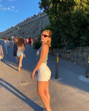 Giulia Guerrini Instagram - La luce del tramonto era cosí Bella che non ho voluto mettere filtri 🥰