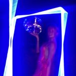 Gizem Karaca Instagram - Maavii mavi masmaaviii 🩵🪩🦩 #ellesummerweekend #ESW2023