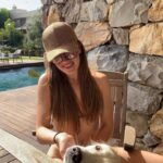 Gizem Karaca Instagram - Summer Update 🫶🏻🌞🌴🐿🤓