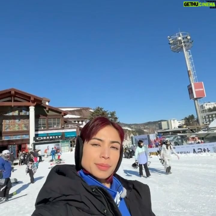 Glaiza de Castro Instagram - Ito na nga ang isa sa mga coldest locations namin sa @gmarunningmanph in South Korea! At tonight niyo na rin ma wi witness ang first nametag ripping for this season! May pag rip sa winter eh! Paano?! Abangan mamayang 7:15pm on @gmanetwork 😎