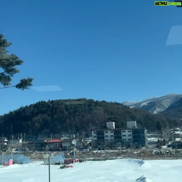 Glaiza de Castro Instagram - Ito na nga ang isa sa mga coldest locations namin sa @gmarunningmanph in South Korea! At tonight niyo na rin ma wi witness ang first nametag ripping for this season! May pag rip sa winter eh! Paano?! Abangan mamayang 7:15pm on @gmanetwork 😎