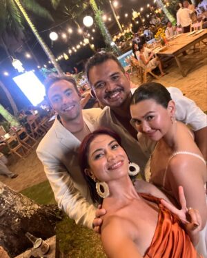 Glaiza de Castro Instagram - Bilang nasabi ko na lahat ng gusto kong sabihin sayo, babalikan ko nalang itong araw na ito kung saan palagi nating maaalala yung saya. Umabot tayo sa pagkakataong makikita natin yung isa’t isa kasama ng mga iba pang taong mahal natin na masayang nag ce celebrate ng isa sa mga pinaka importanteng araw ng buhay natin.
Salamat na naging bahagi kami ng selebrasyong ito. Yung makita namin kayong masaya ni Gregg at Bean, yung pagka banayad mo at lahat ng mga naganap sa trip na ito. Andito lang kami lagi para sayo. Mahal ka namin jan! 

#TrippyHomance
#TheWomanIsNowAHoman