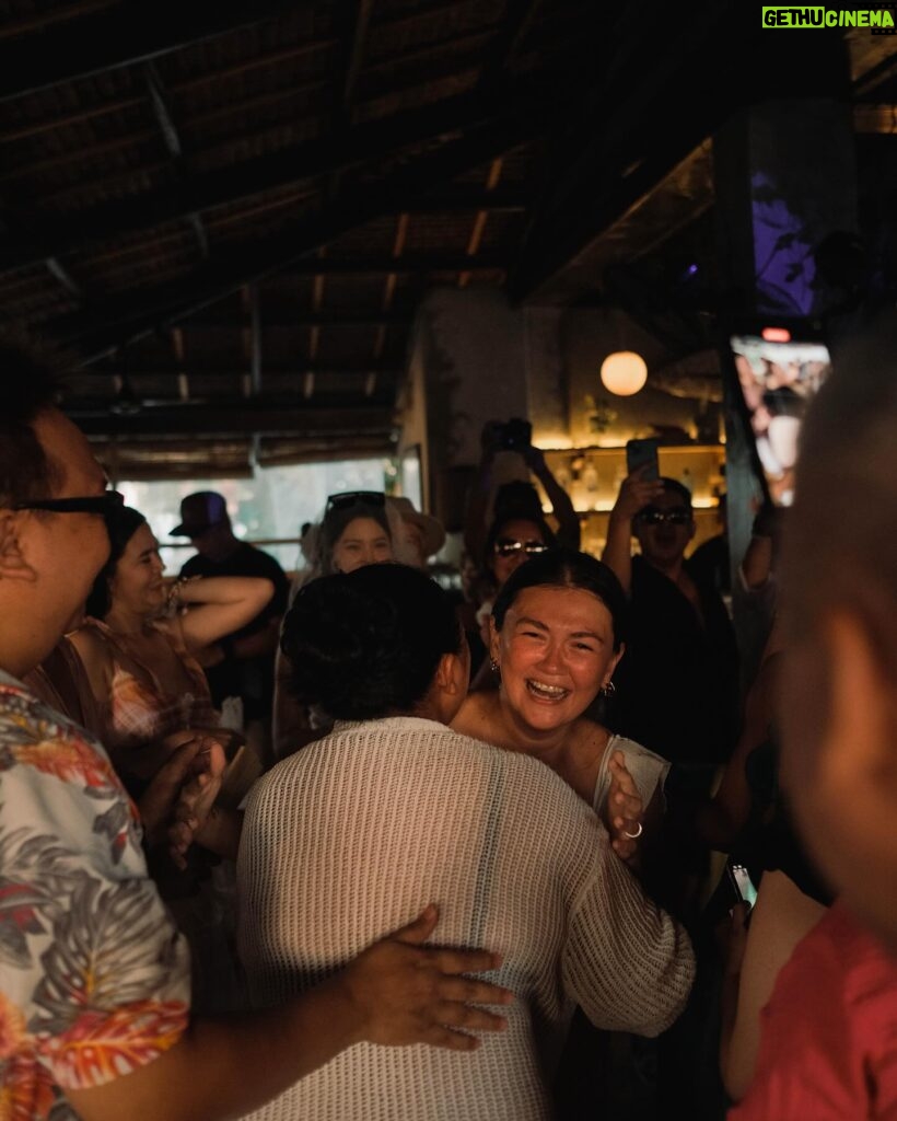 Glaiza de Castro Instagram - Starting a series of posts from this crazy bridal party 👰🏻🍸🪩 photos from @seekstudio.ph