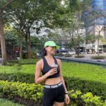 Glaiza de Castro Instagram - A workout session a day takes the blues away …tsaka kape narin 😄