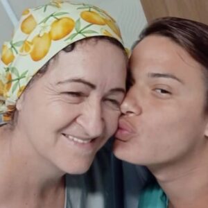 Glamour Garcia Instagram - OBRIGADA SANTA FAUSTINA POR PODER ESTAR VIVA E TER TIDO O PRESENTE E O PRIVILÉGIO DE RECEBER O AMOR E CARINHO DE UMA EQUIPE TÃO AMADA!!! ❤️❤️❤️ DIAS INESQUECÍVEIS, GUARDADOS COM IMENSO AMOR EM MEU CORAÇÃO ❤️ ❤️ ❤️ DEUS ILUMINE A TODOS OS ENVOLVIDOS NESSA PRIMEIRA ETAPA VIVIDA COM LUZ, FÉ  E PAZ ❤️❤️❤️