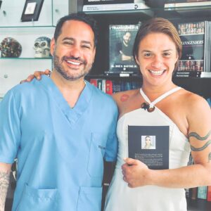 Glamour Garcia Instagram - AMORES VENHO ATÉ AQUI AGRADECER A NOSSA SENHORA E JESUS POR ME DAREM O PRIVILÉGIO E O PRESENTE E A AMIZADE DO AMADO @DRMARTINS QUE ME PERMITE VIVER ESTE MOMENTO TÃO INTENSO E EMOCIONATE DE MINHA TRAJETÓRIA 🩷🩷🩷 AGRADEÇO MINHA AMADA MAMÃE @VALERIAGCAPUTO QUE ESTÁ REPRESENTANDO MINHA FAMÍLIA E MELHORES AMIGOS ESTANDO AQUI COMIGO NESTE MOMENTO ❤️❤️❤️ FELIZ PELO PORTAL CÓSMICO QUE SE ABRE PARA MINHA VIDA ❤️❤️❤️

@drmartinsjr @transgendercenterbrazil @valeriagcaputo
