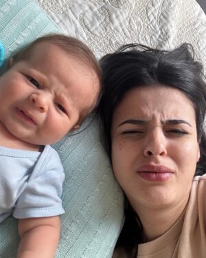 Glenda Loures Instagram - Quando tiver filho eu amadureço
Eu com filho: