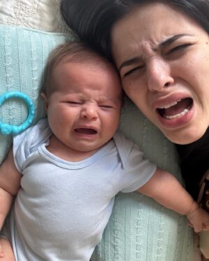 Glenda Loures Instagram - Quando tiver filho eu amadureço
Eu com filho: