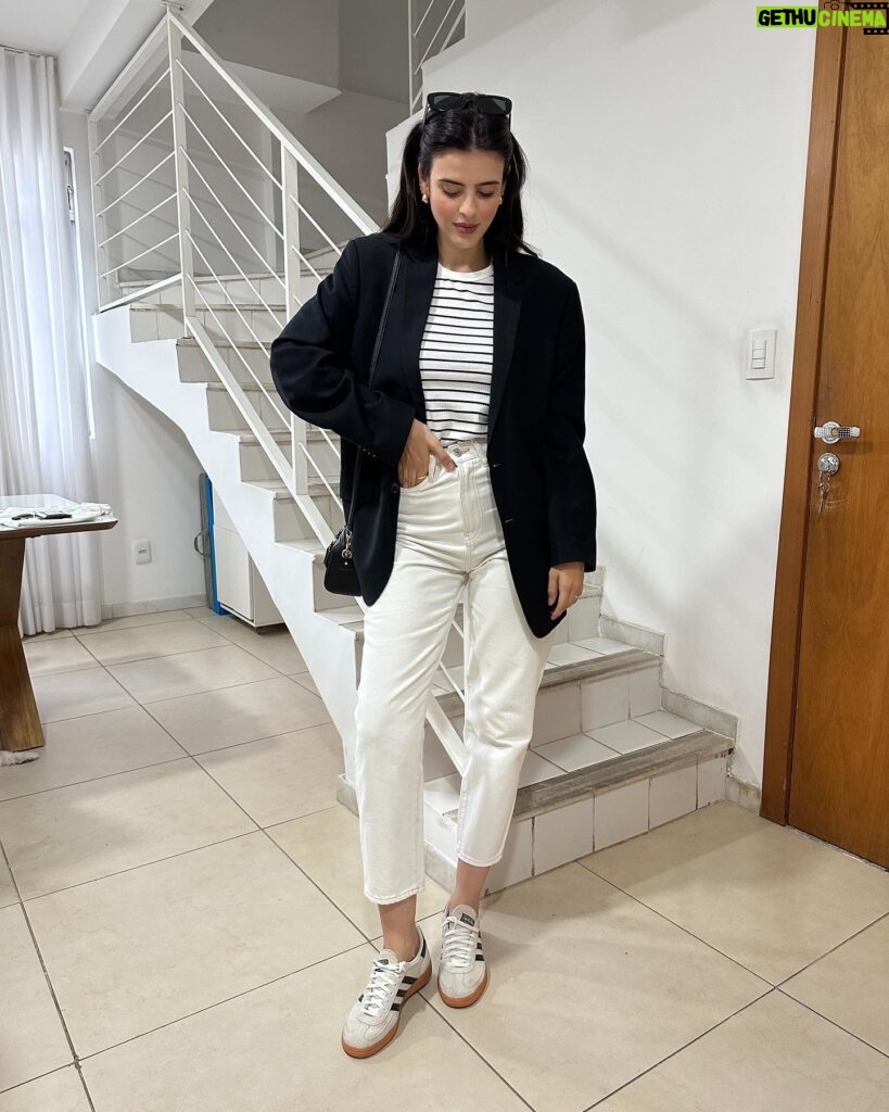 Glenda Loures Instagram - #OOTD