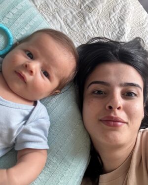 Glenda Loures Instagram - Quando tiver filho eu amadureço
Eu com filho: