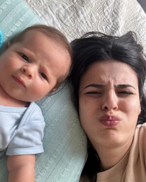 Glenda Loures Instagram - Quando tiver filho eu amadureço
Eu com filho:
