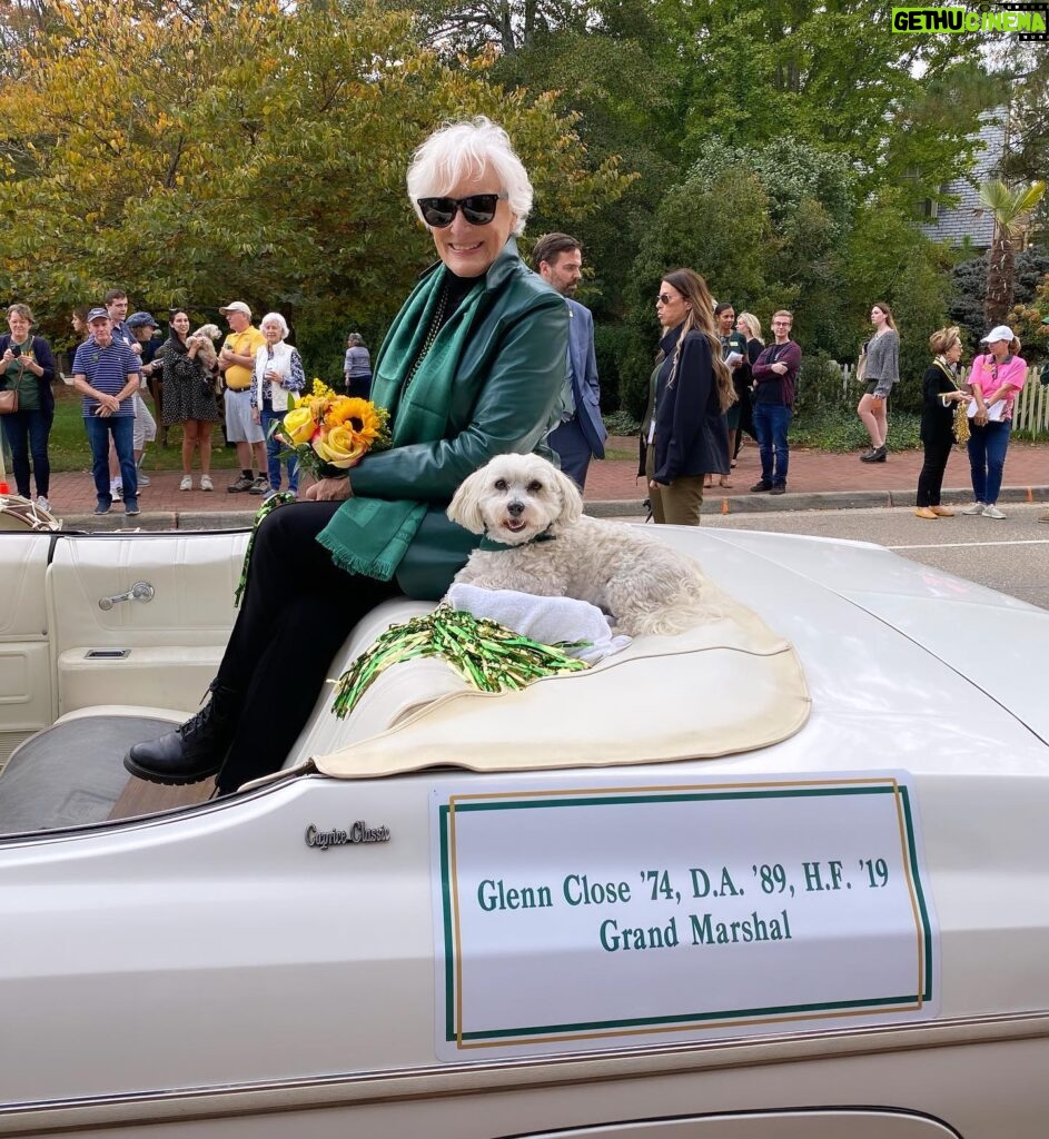Glenn Close Instagram - And TODAY we were the Grand Marshals in the HOMECOMING PARADE! @william_and_mary #williamandmaryhomecoming #dogsinparades @colonialwmsburg #colonialwilliamsburg