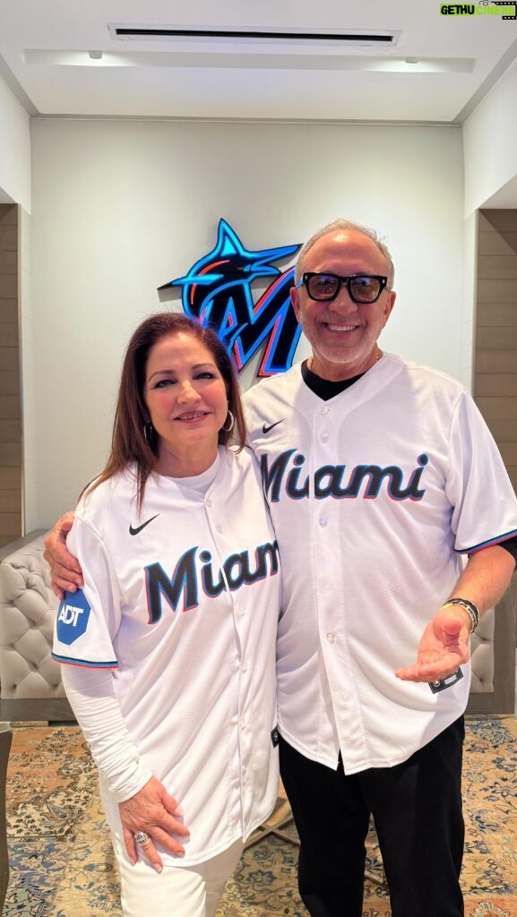 Gloria Estefan Instagram - Miami legends @gloriaestefan & @emilioestefanjr threw the ceremonial first pitch at tonight’s @marlins game ⚾️ You can 𝒄𝒂𝒕𝒄𝒉 “On Your Feet! The Story of Emilio and Gloria Estefan” at Hard Rock Live from April 11 - 13!