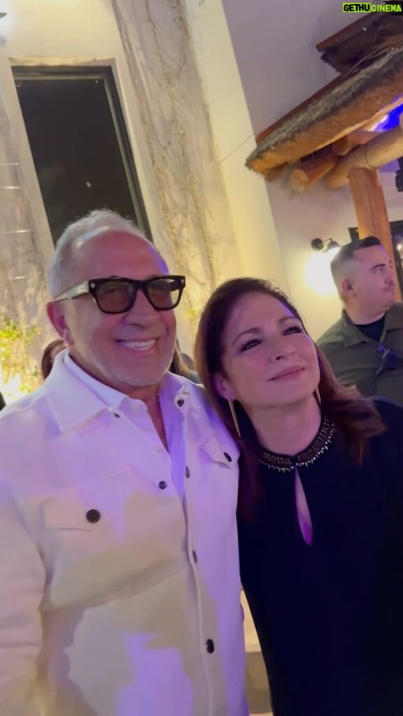 Gloria Estefan Instagram - A special night at Estefan Kitchen Orlando: where @gloriaestefan , @emilioestefanjr , and their fans become one big family Gracias Orlando por tanto cariño!!!!