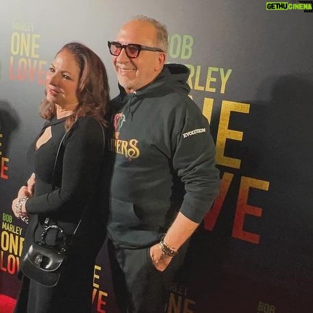 Gloria Estefan Instagram - A man who stayed loyal to his roots and created respect for #Reggae worldwide! @bobmarley #RealMusic @onelovemovie @thewailersofficial 🇯🇲❤️ ¡Un hombre que se mantuvo leal a sus raíces y creó el respeto por #Reggae en todo el mundo! #bobmarleymovie #onelovemovie