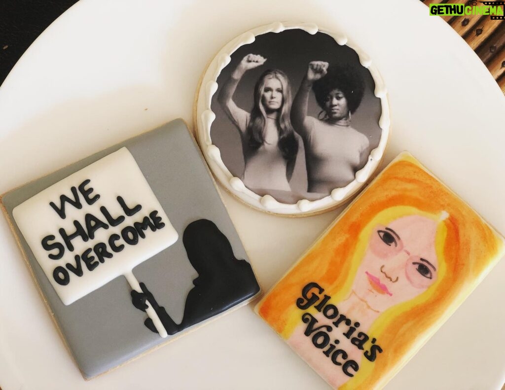 Gloria Steinem Instagram - Celebrating #TheGloriasMovie premiere tonight with some incredible cookies from @stacyscookielounge - I can’t quite believe these works of art are edible! I am so grateful for the genius of Julie Taymor and all who brought this film to life. I hope this story - the story of a movement that grew by a groundswell of anger and hope - reminds us that change comes from telling the truth and knowing that you're not fighting alone.