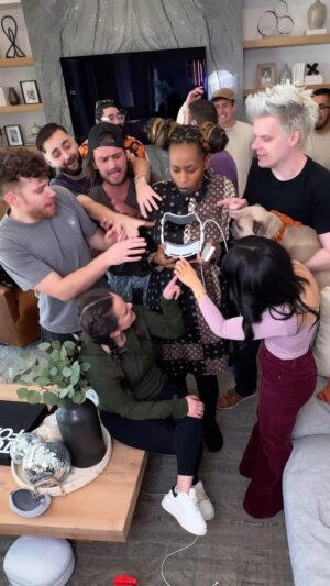 Glozell Green Instagram - The trauma when someone wants to TRY your Vision Pro!

I love sharing how cool Vision Pro is.. but I don’t love SHARING SHARING IT 😂 I immediately freak out when someone wants to test it out.. I don’t want strangers faces on my FACE!!!! BUT if they get their own light seal, then we can talk 😜

@rosannapansino @glozell @husky @mollyluwho @bryantwood @goodboy.noah @directedbystro
