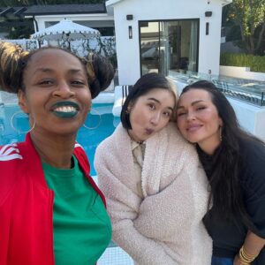Glozell Green Instagram - I had a very fun time creating content with these wonderful people thanks to @rosannapansino 💚 Always fun to see my OG YouTube friends and also make some new ones xoxo