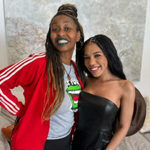 Glozell Green Instagram - Fun day filming collabs 💚