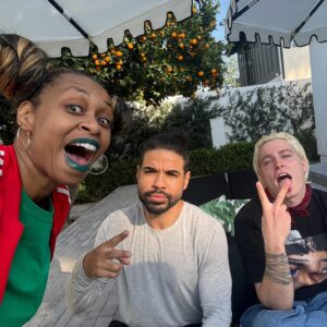 Glozell Green Instagram - I had a very fun time creating content with these wonderful people thanks to @rosannapansino 💚 Always fun to see my OG YouTube friends and also make some new ones xoxo
