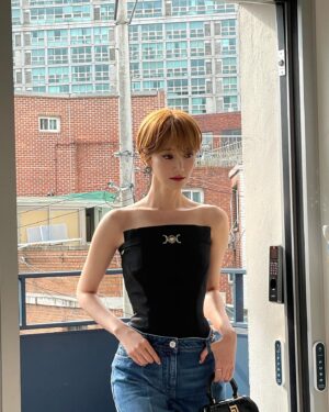 Go Joon-hee Thumbnail - 24.2K Likes - Most Liked Instagram Photos