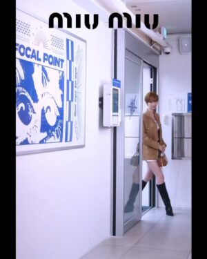 Go Joon-hee Instagram - 👯🙂👯