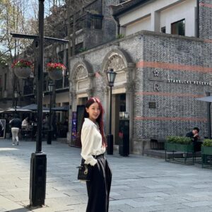 Go Won-hee Instagram - 아메리카노 주문하는 방법 하나는 제대로 배우고 옴!!