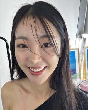 Go Won-hee Instagram - 