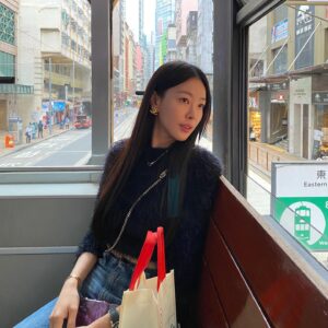 Go Won-hee Instagram - 아직까진 사이 좋은 자매 🤭
