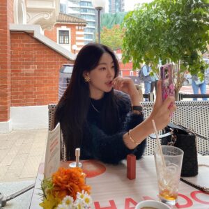 Go Won-hee Instagram - 아직까진 사이 좋은 자매 🤭