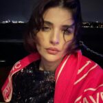 Gonca Vuslateri Instagram - 1-2-3’ler yaşşaağsın Türkler🦾🐬👑💓😎
