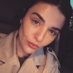 Gonca Vuslateri Instagram - Allah büyük, ilk fotoğraftaki güzellik: genetik👑🐓 Cilt bakımı dedin mi her yerden çıkabilirim. Ankara hayatımın parçası haline gelen @dralisahan ‘a çok teşekkürler. 🩵 #ankaragünlükleri