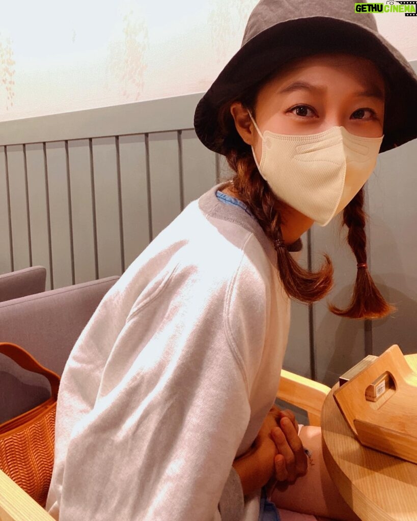 Gong Hyo-jin Instagram -