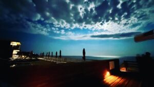 Gong Hyo-jin Instagram - 🌊 🌝