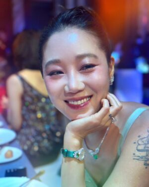 Gong Hyo-jin Instagram - 💚