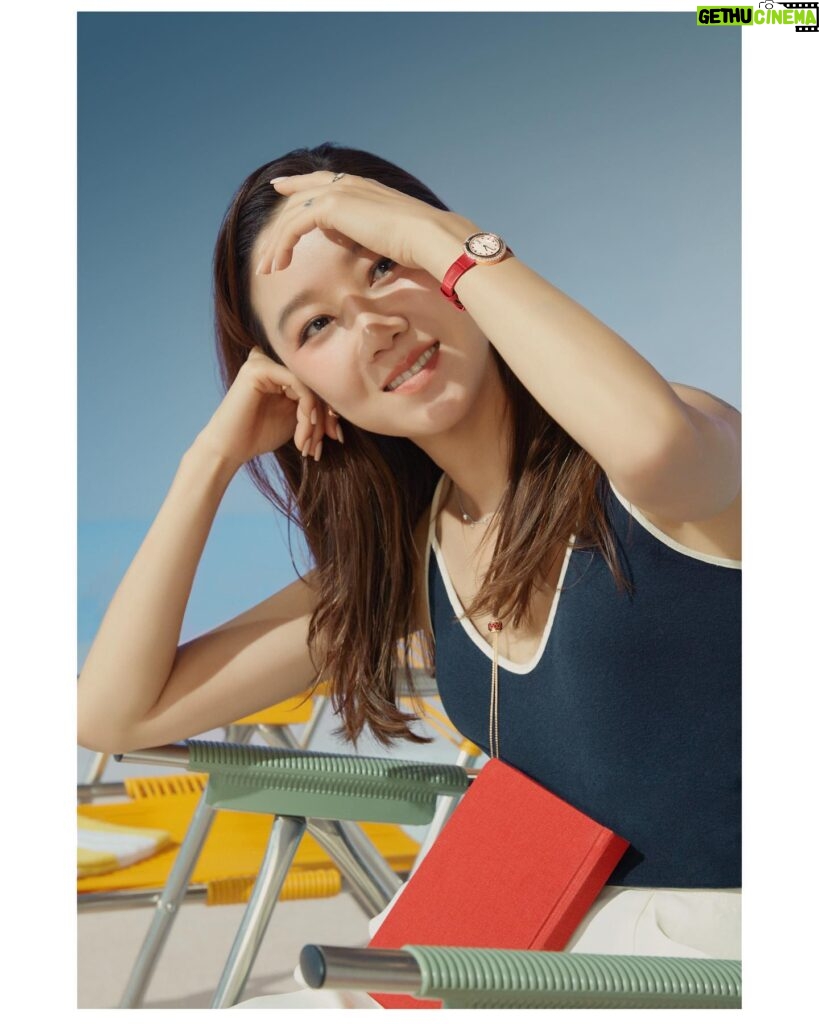 Gong Hyo-jin Instagram - My 💙 @piaget F O R summer 🏖