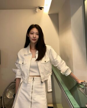 Gong Seung-yeon Thumbnail - 144.4K Likes - Most Liked Instagram Photos