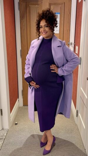 Grace Byers Instagram - Pure sweetness on the @sherrishowtv and @newyorklivetv shows as we chatted all things @harlemonprime. 💜 Thank you for having us! (Interviews on YouTube).

Huge thank you to my incredible Glam Team:

stylist x @adenarohatiner
hair x @ursulastephen
makeup x @rebeccarestrepo
dress x @rvnnyc
coat x @apparis 
heels x @sam_edelman
jewelry x @vraiofficial

💟