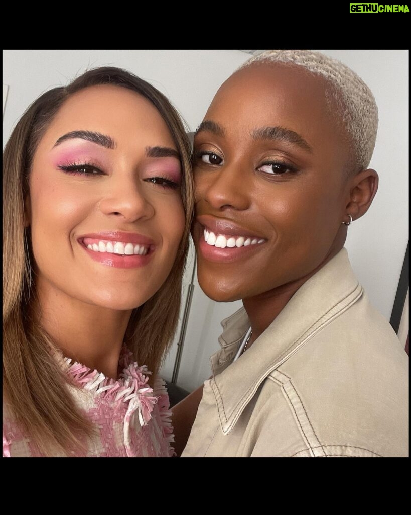 Grace Byers Instagram - Happiest of Birthdays to this ever-burning flame, @thejerriejohnson! 😍❤️‍🔥 You light up every single room you walk into and I’m always so happy to bask in the glow of your shine. You make my day, every time. You already know. 🤍 you so much, Jer-Bear ✨