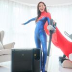 Grace Chan Instagram - WHEN MOMMY FINDS HER SUPERHERO… 🦸‍♀️ In the form of a Vacuum Cleaner! But not just any — IT’S @ecovacsroboticshk 全新多功能掃拖專家 ‼️ 其實今次個分享 係因為我睇中咗呢部吸塵機好耐！ 而我終於可以親身體驗佢嘅威力😍 首先我好鍾意佢嘅設計～ 一部sleek and 🆒 嘅造型放喺屋企都零舍唔同！ 1=2 design… 1) 掃拖機械人～ ECOVACS智能AI語音助理YIKO （just say: OK YIKO start cleaning 🧹) 仲可以做埋smart mapping 避開小朋友嘅玩具得來都做到清潔！ 可以換四個清潔頭嘅吸塵機～ 連最細緻嘅位置都clean-up 到！ *主機8700Pa強勁吸力令地板窿罅灰塵輕鬆搞掂! 仲講咁多做咩啊？ 快啲入手啦😍 #ECOVACS #掃拖機械人 #ECOVACSRoboticsHK #全球銷量第一掃拖機械人 #ECOVACSX2COMBO