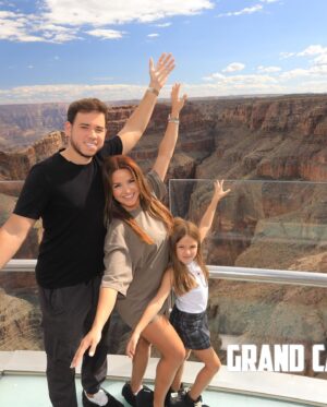 Gredmarie Colón Instagram - 🌵G R A N D  C A N Y O N 🏜️
•
•
#thegrandcanyon #arizona #roadtrip #tbt #familytrip