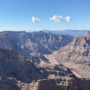 Gredmarie Colón Instagram - 🌵G R A N D  C A N Y O N 🏜️
•
•
#thegrandcanyon #arizona #roadtrip #tbt #familytrip