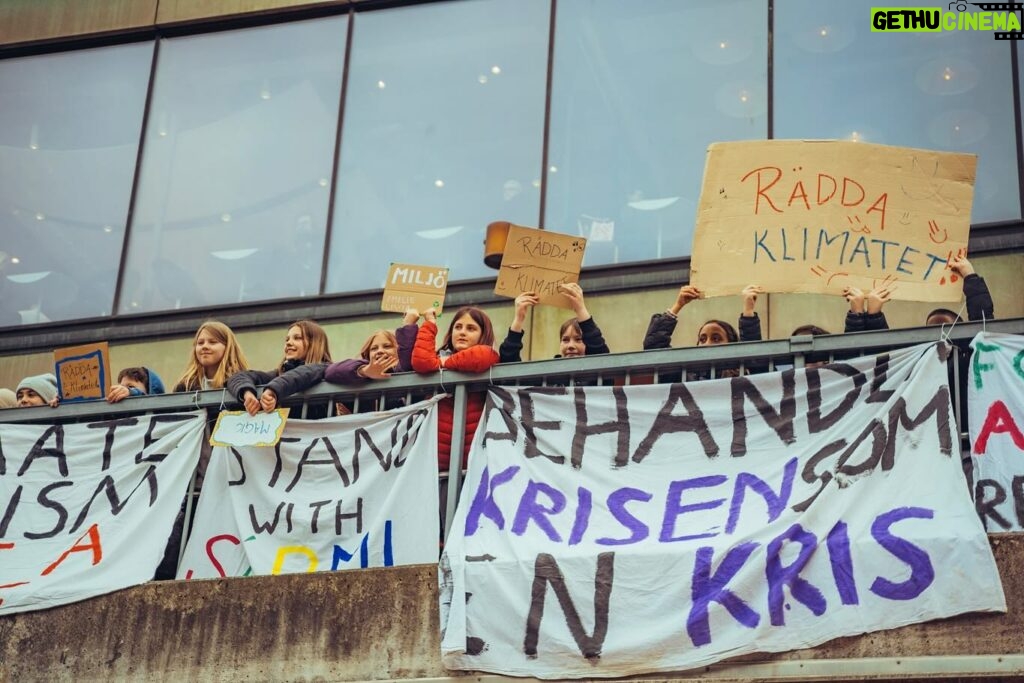 Greta Thunberg Instagram - Climate strike week 296. Today Stockholm took part in the global climate strike demanding #ClimateJusticeNow 🔥🌏✊ #FridaysForFuture #climatestrike #PeopleNotProfit #Klimaträttvisa #Stockholm @fridaysforfuture.stockholm 📸: @fridayphotos.se