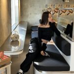 Gyeongree Instagram - 요즘 내 데일리룩 = 츄리닝.. ! 🤍