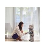 Ha Ji-won Instagram - 🚀 🌎💚