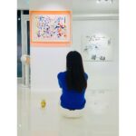 Ha Ji-won Instagram - 포포와 함께 전시관람 @polarpo_official