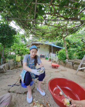 Ha Ji-won Thumbnail - 65.9K Likes - Most Liked Instagram Photos